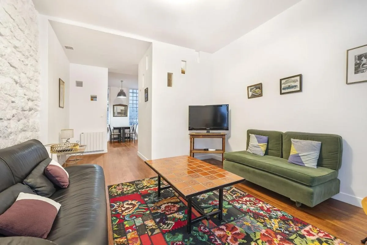 Coco, 4 People Apartment Paris