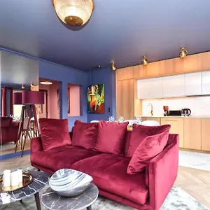  Apartment Luxury La Vie En Rose Jacuzzi Terrasse Parking